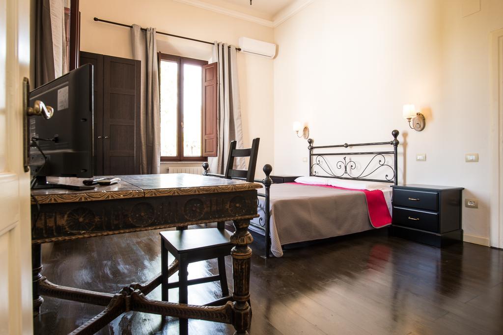 B&B Villa Regina ปิซา ภายนอก รูปภาพ