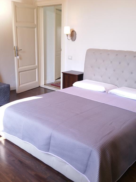 B&B Villa Regina ปิซา ภายนอก รูปภาพ