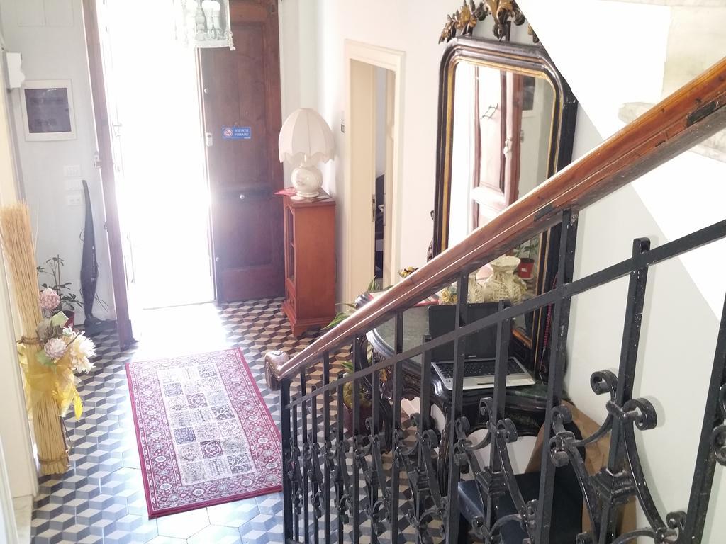B&B Villa Regina ปิซา ภายนอก รูปภาพ