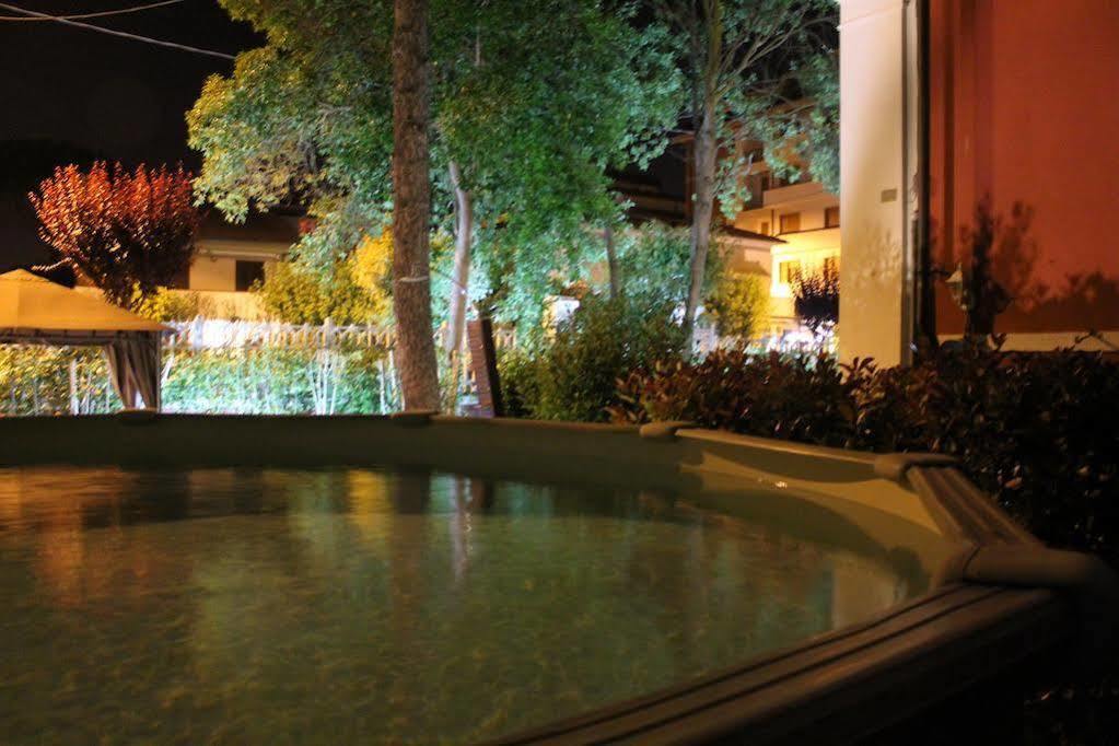B&B Villa Regina ปิซา ภายนอก รูปภาพ