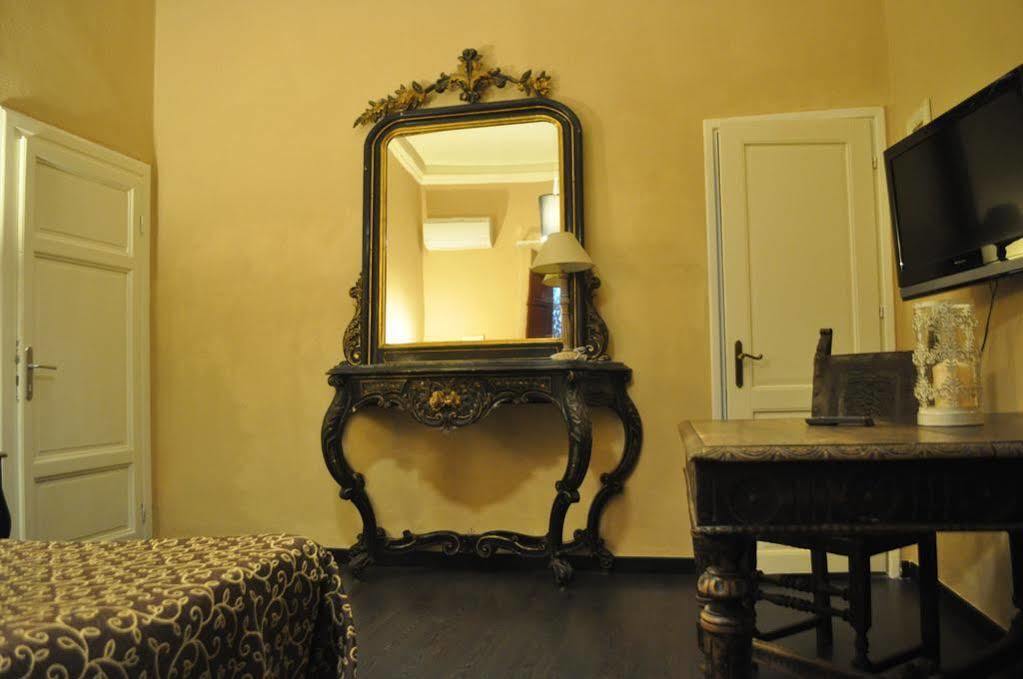 B&B Villa Regina ปิซา ภายนอก รูปภาพ